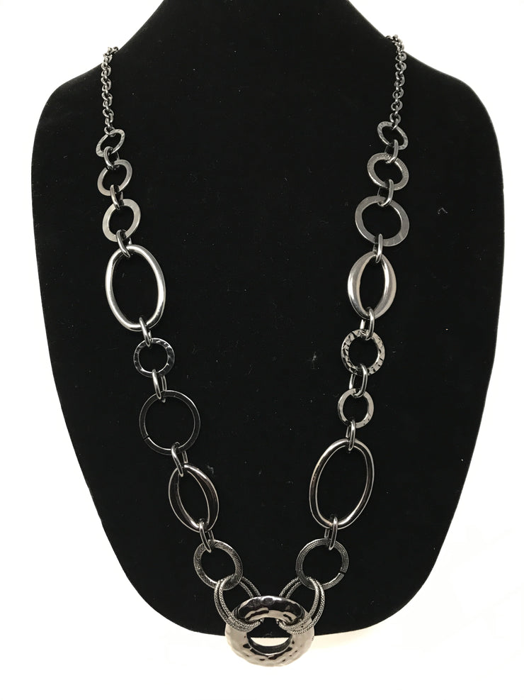 BLACK CIRCLE CHAIN NECKLACE