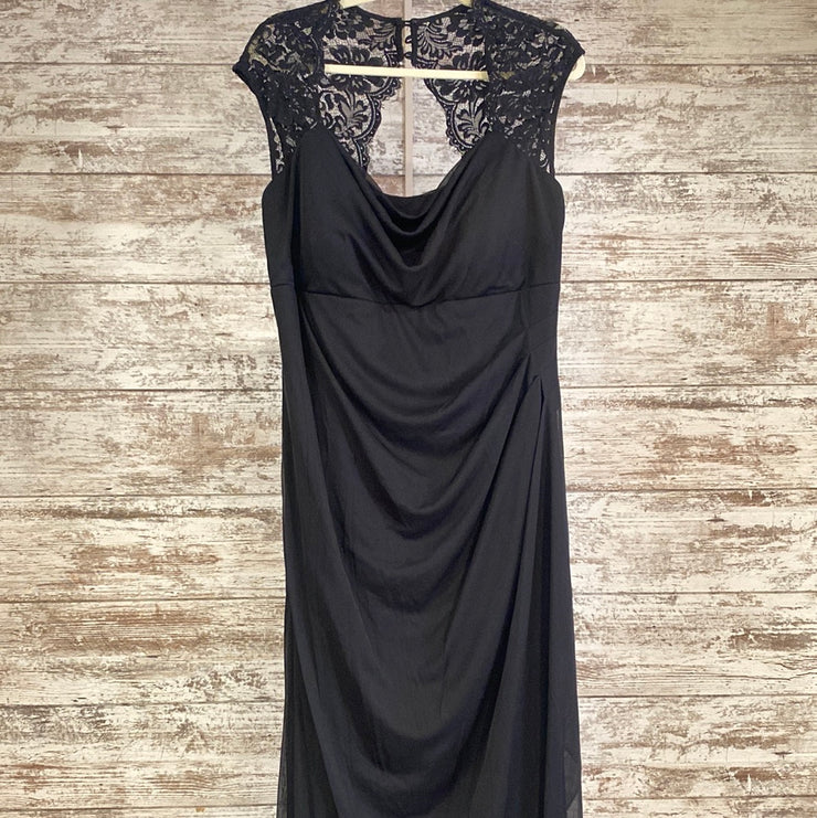 BLACK LONG EVENING GOWN