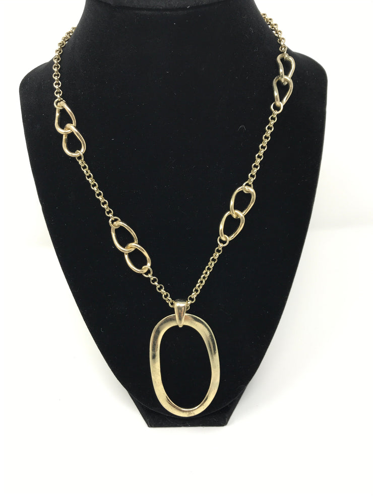 GOLD CIRCLE NECKLACE