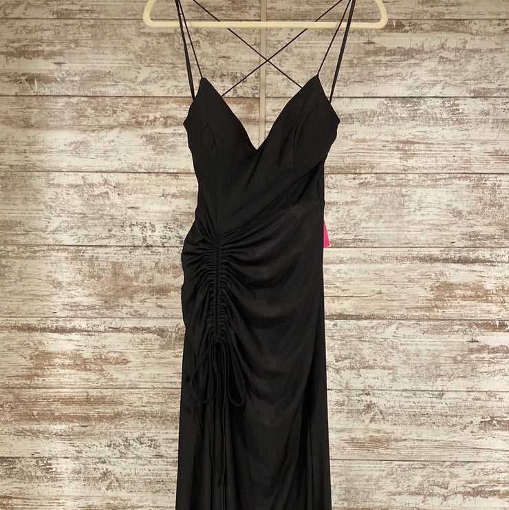 BLACK LONG EVENING GOWN