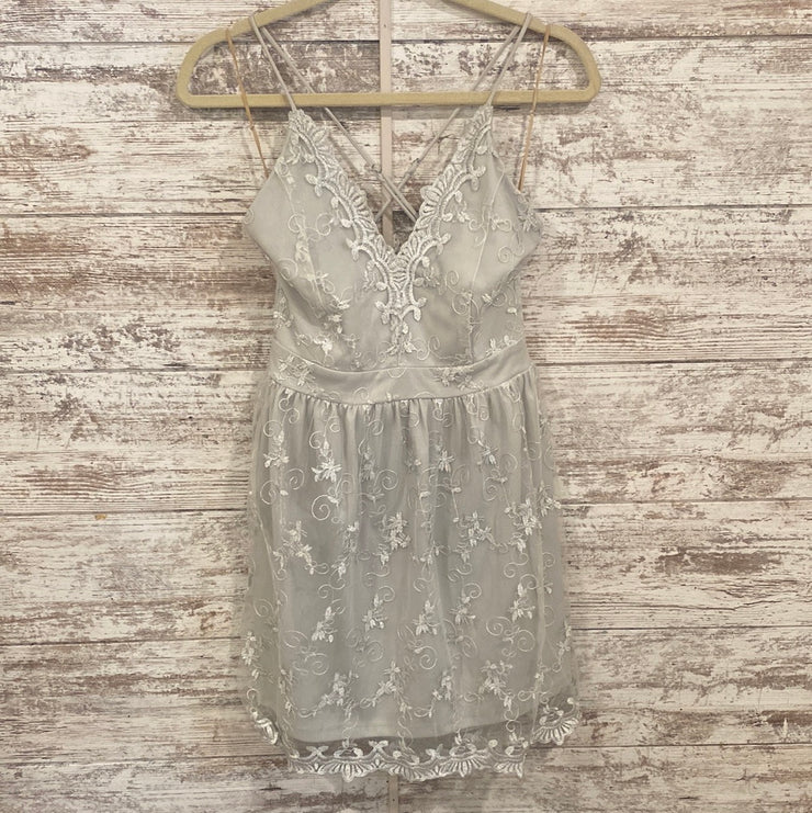 GRAY/FLORAL SHORT DRESS