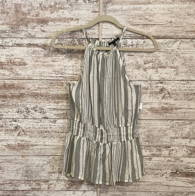 IVORY/GREEN SLEEVELESS TOP-NEW