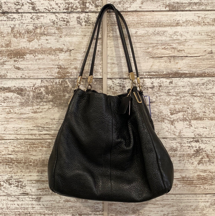 BLACK PEBBLED PURSE $398