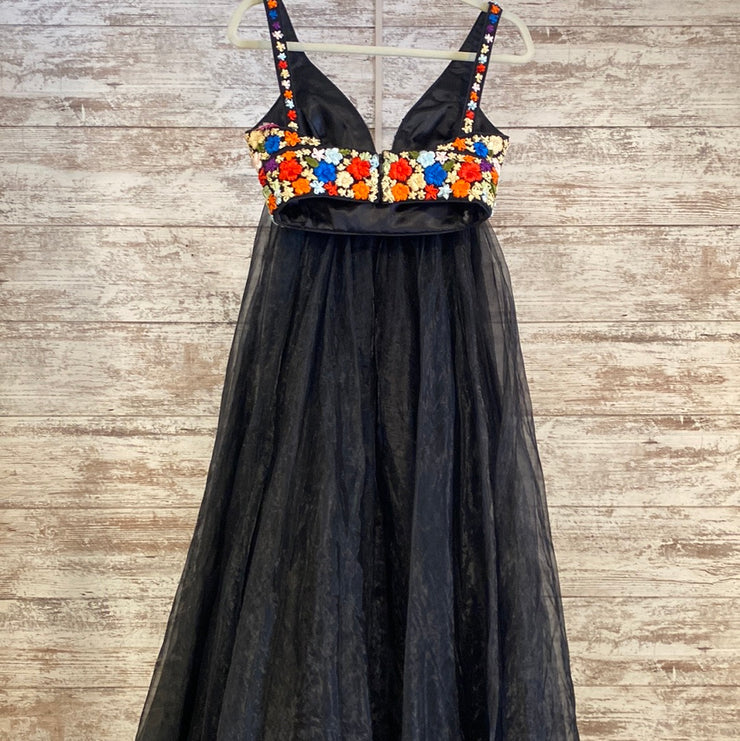 BLACK/FLORAL 2 PC. A LINE GOWN