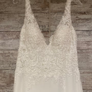 WHITE WEDDING GOWN (NEW) $1200