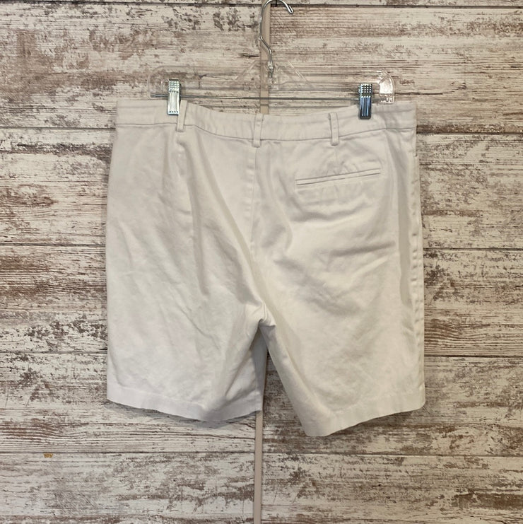 WHITE SHORTS