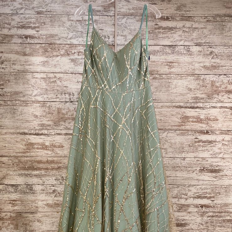 GREEN/GOLD A LINE GOWN