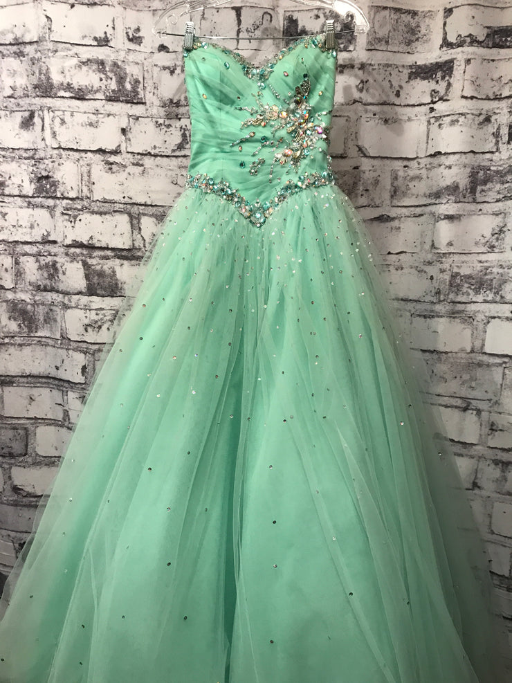 GREEN PRINCESS GOWN