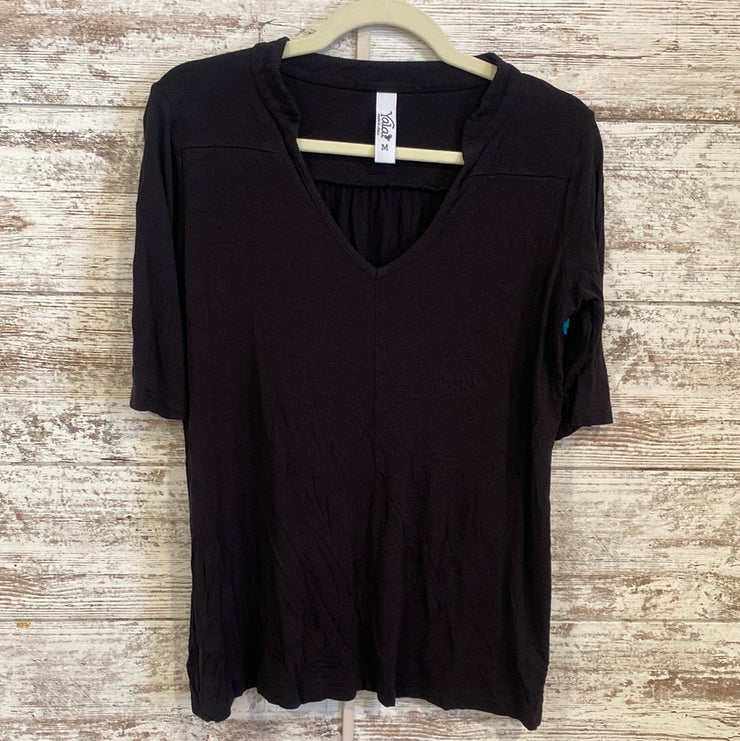 BLACK MID SLEEVE TOP