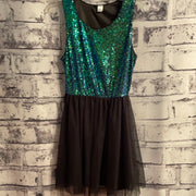 GREEN/BLACK SHORT DRESS