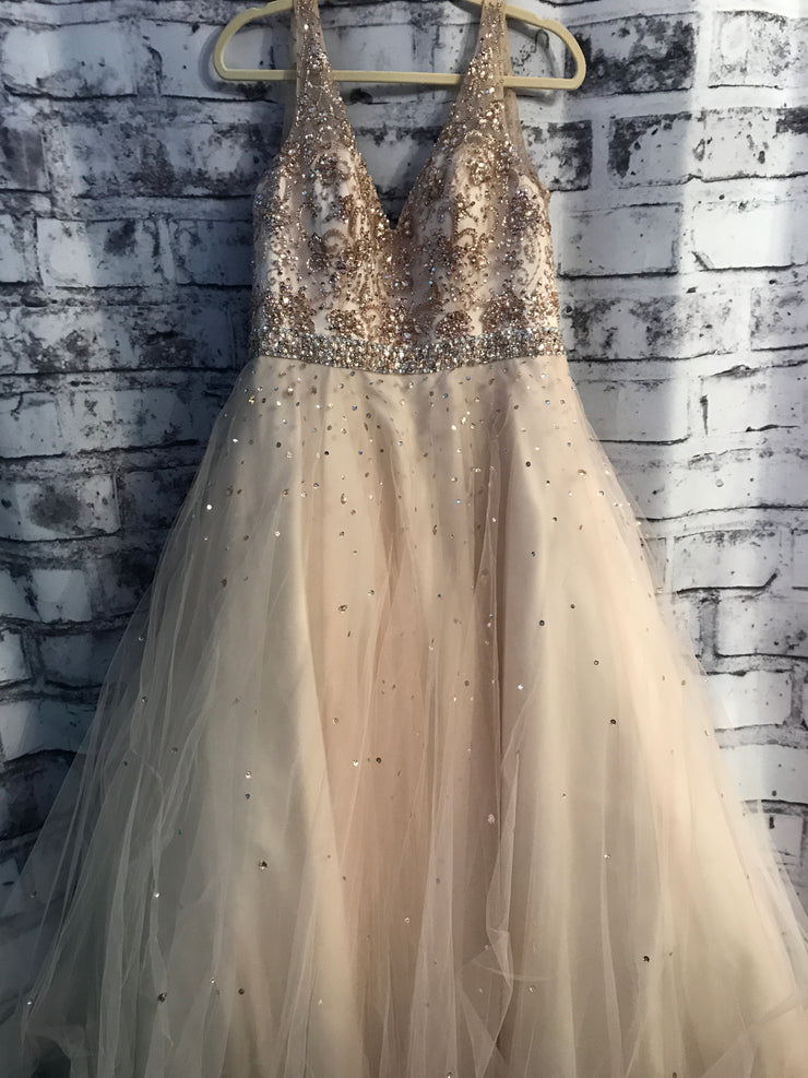 IVORY PRINCESS GOWN