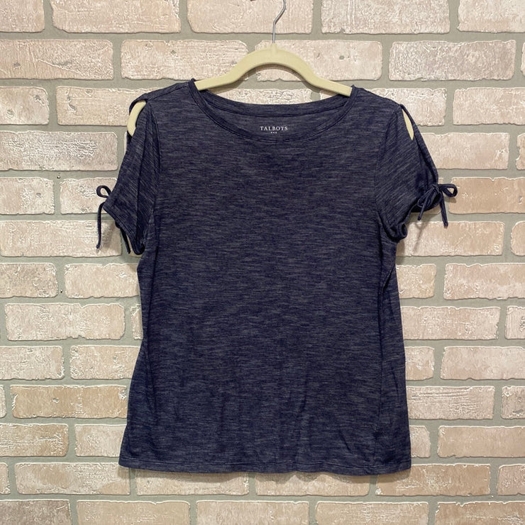 NAVY SHORT SLEEVE TOP