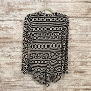 BLACK/WHITE LONG SLEEVE TUNIC