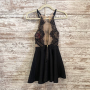 BLACK/TAN SHORT DRESS