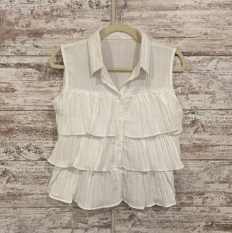 WHITE SLEEVELESS TOP