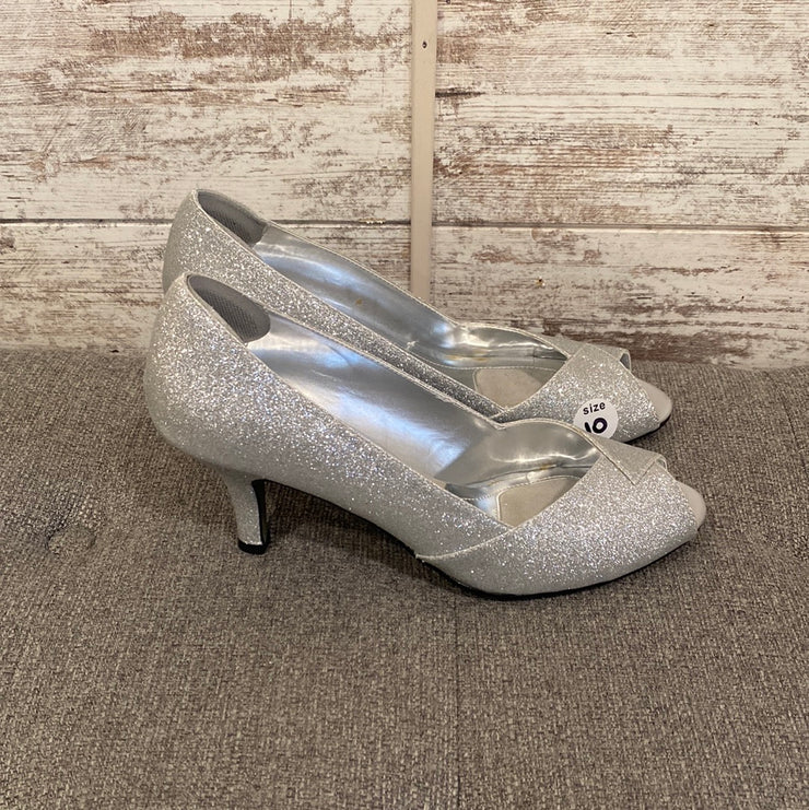 SILVER SPARKLY HEELS