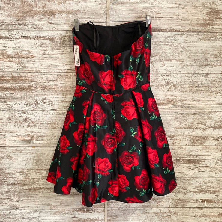 RED/BLACK FLORAL SHORT DRESS