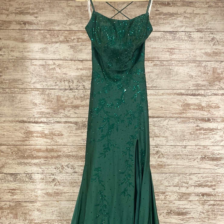 GREEN LONG EVENING GOWN
