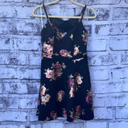 BLACK/FLORAL SHORT DRESS (NEW)