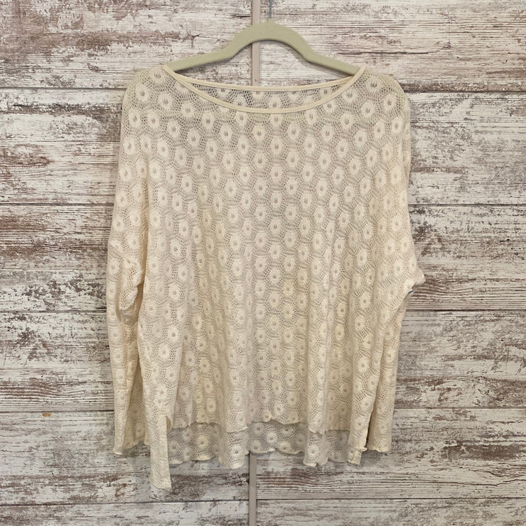 IVORY LONG SLEEVE TOP