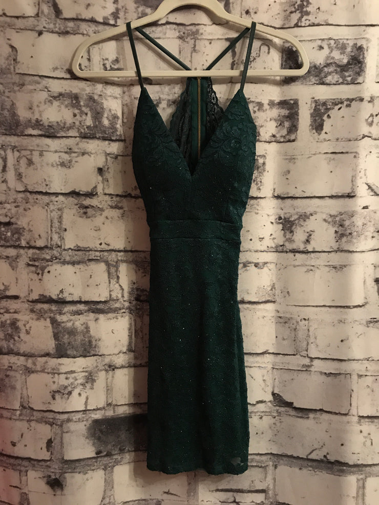 GREEN LACE SHORT DRESS