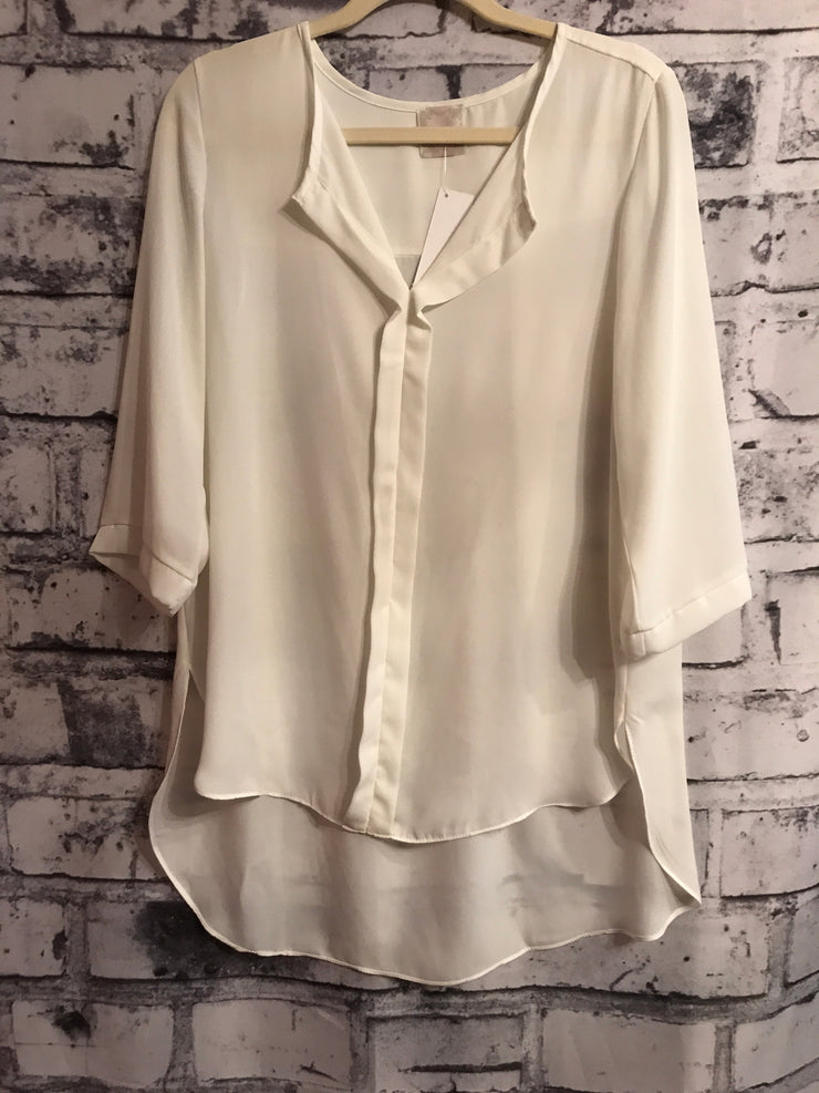 WHITE LONG SLEEVE TOP$42 (NEW)