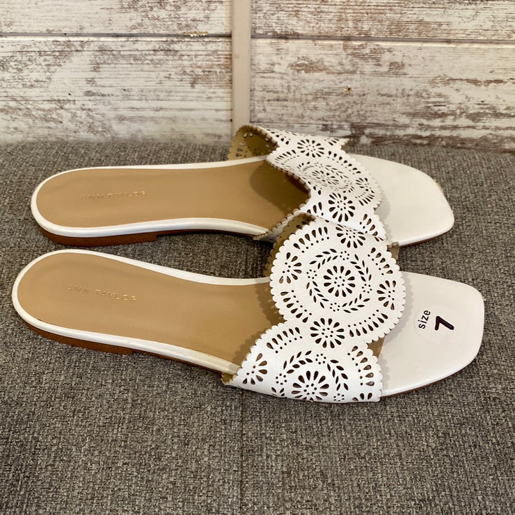 WHITE SANDALS (NEW) RETAIL $69