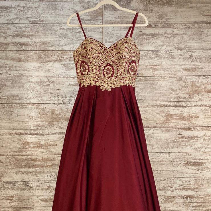 BURGUNDY/GOLD A LINE GOWN