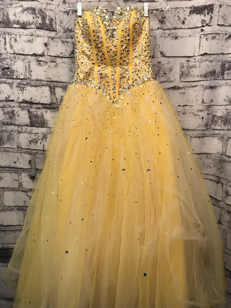 YELLOW PRINCESS GOWN
