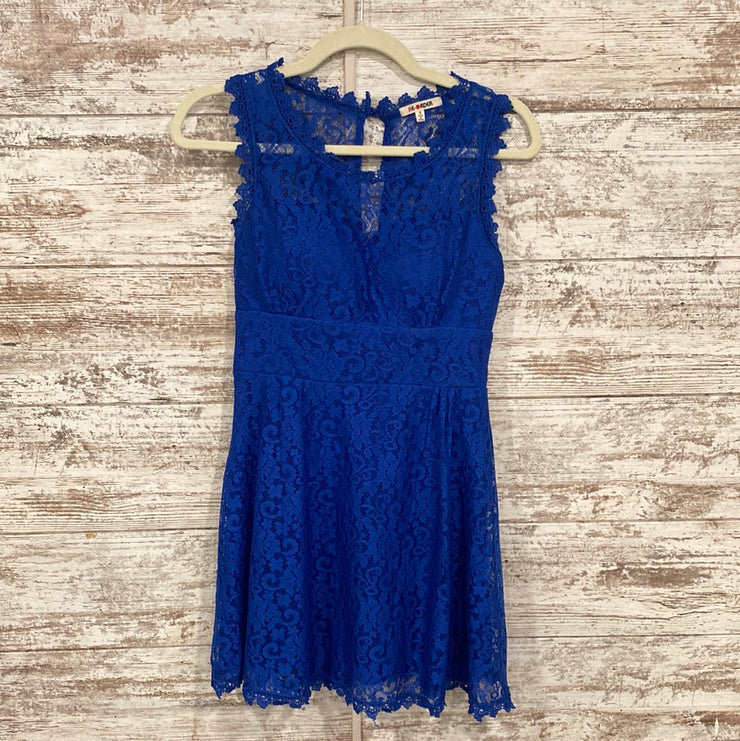 ROYAL BLUE LACE SHORT DRESS