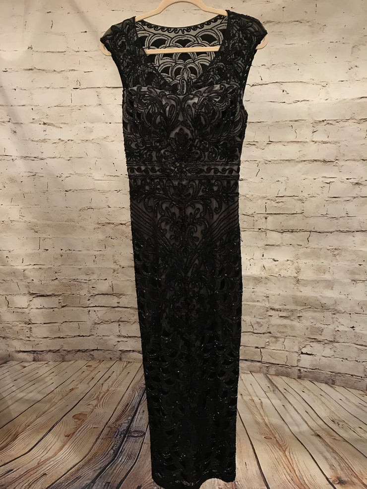 BLACK LONG EVENING GOWN