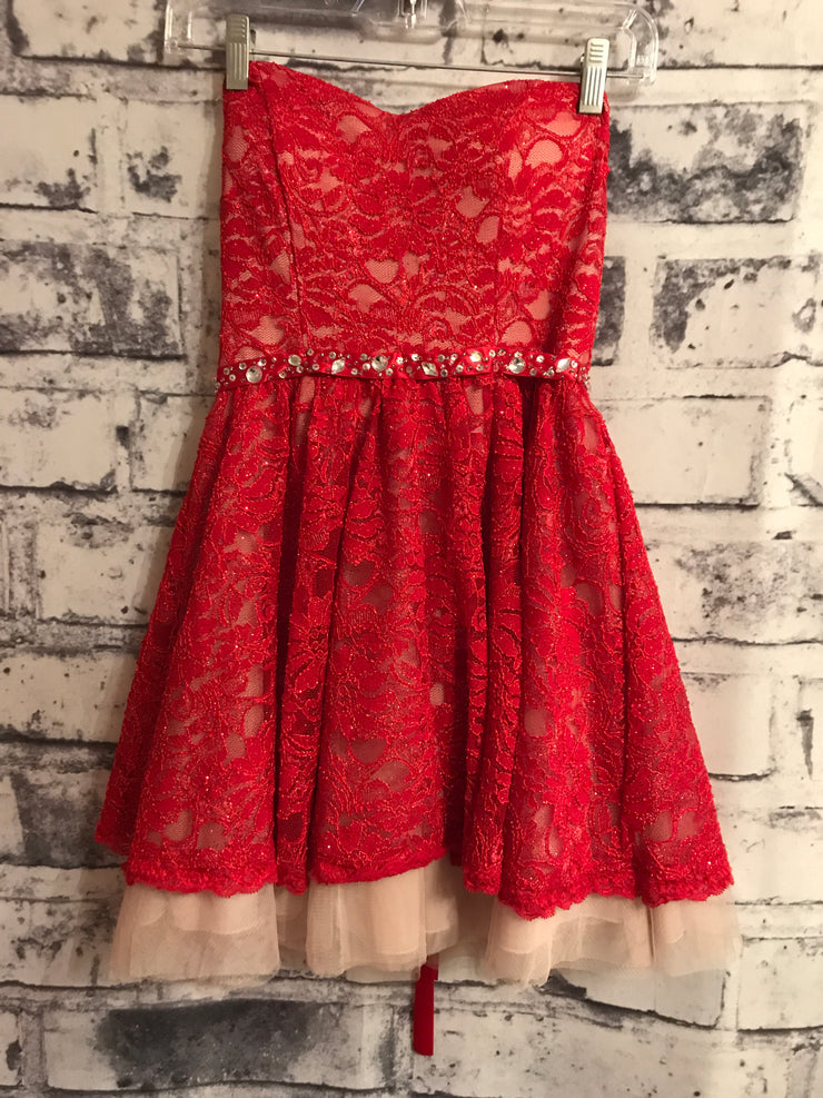 RED LACE SHORT DRESS