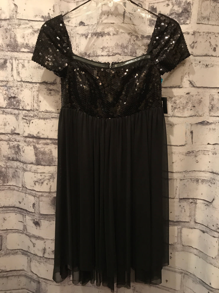 BLACK SHORT DRESS (NEW) $148