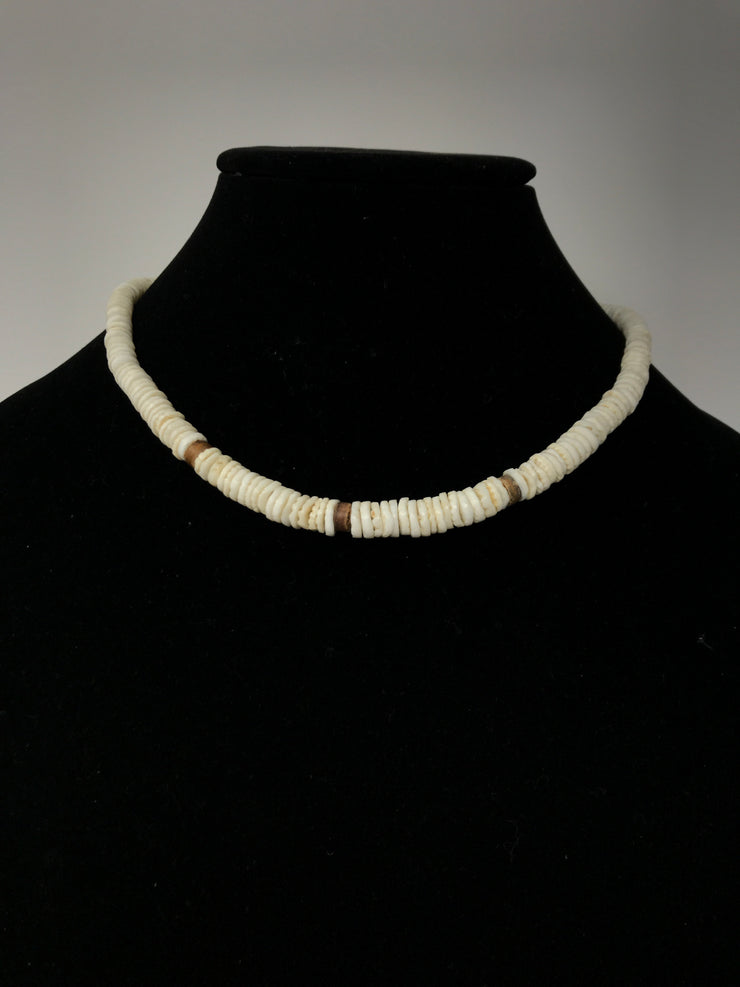 WHITE BEADED NECKLACE