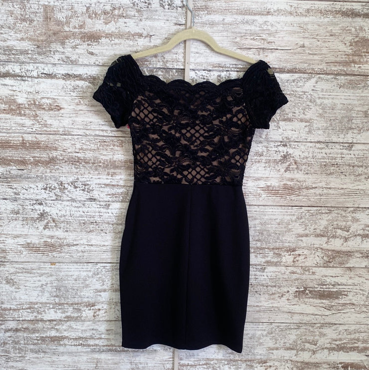 BLACK/NUDE SHORT DRESS