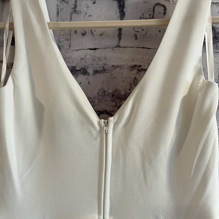 WHITE SHORT DRESS (NEW)