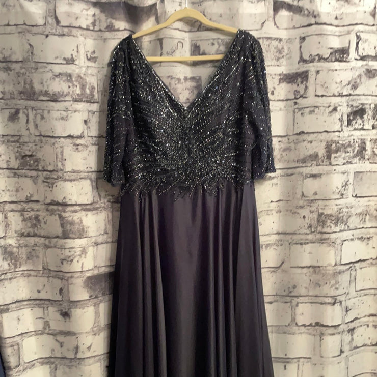 NAVY LONG EVENING GOWN (NEW)