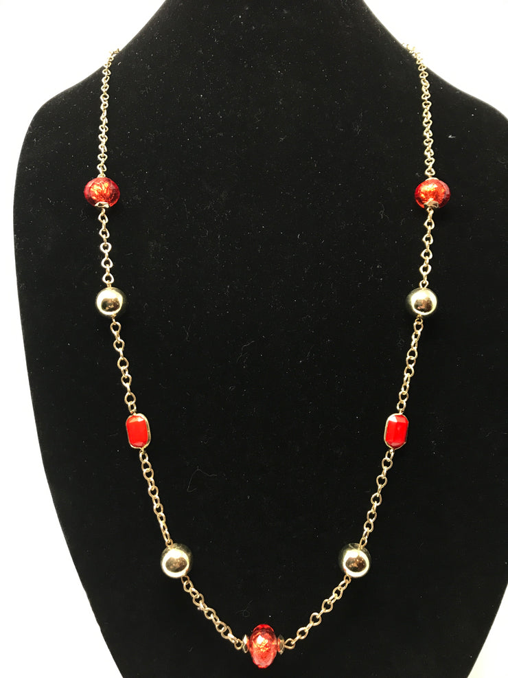RED/SILVER BEADED NECKLACE