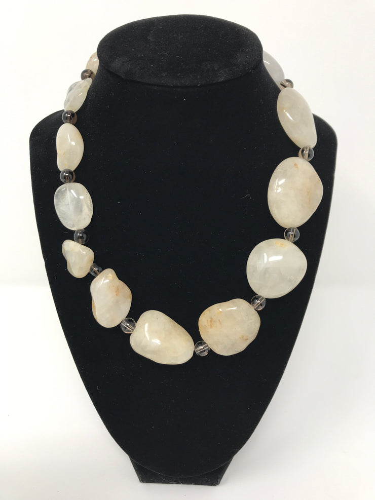 IVORY STONE NECKLACE