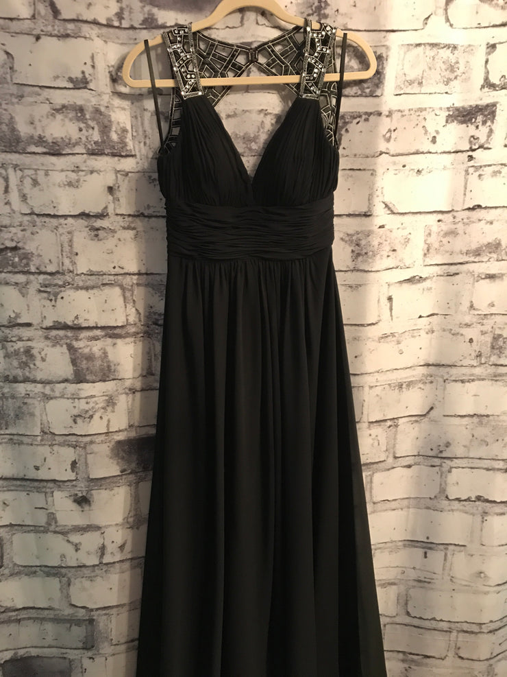 BLACK LONG EVENING GOWN
