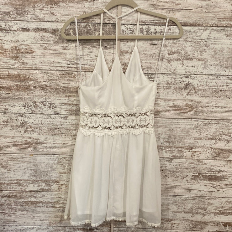 WHITE SHORT DRESS