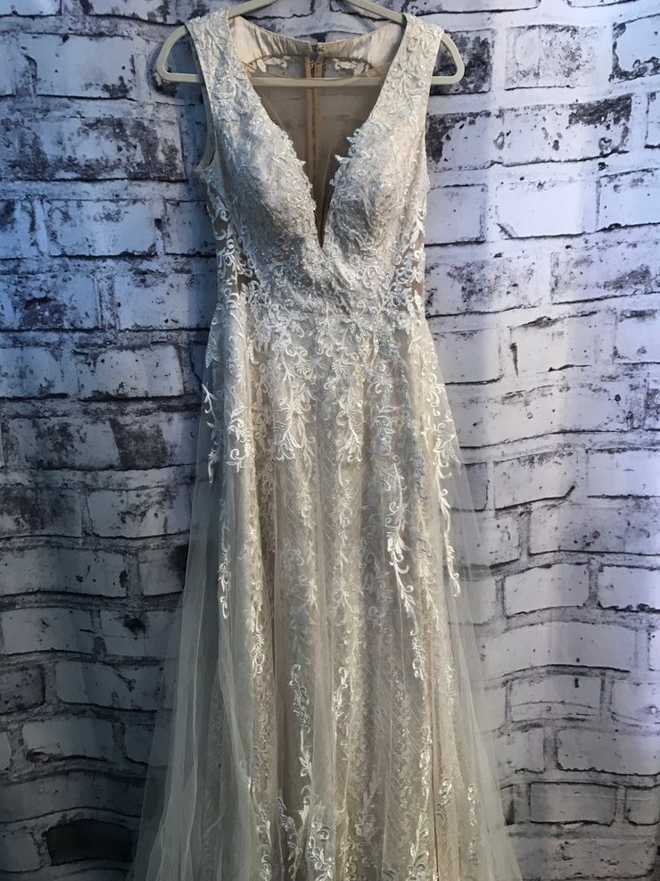 IVORY/LACE LONG GOWN $1300