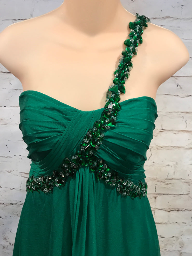 GREEN ONE SHOULDER GOWN