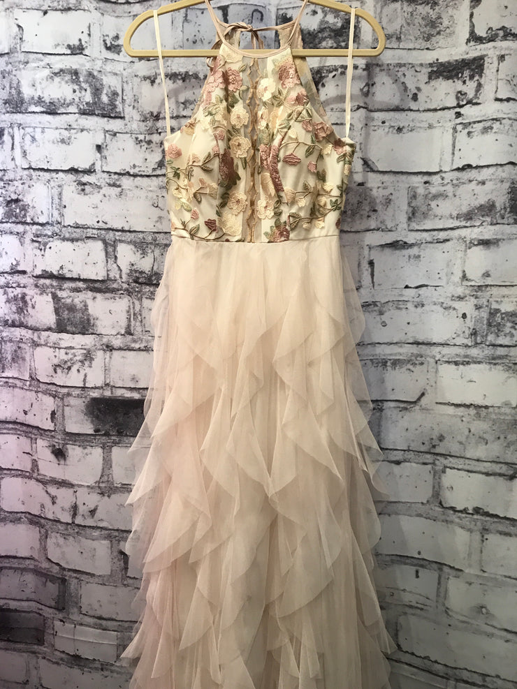 IVORY/FLORAL A LINE GOWN (NEW)