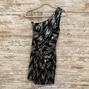 BLACK/SILVER SPARKLY SHORT