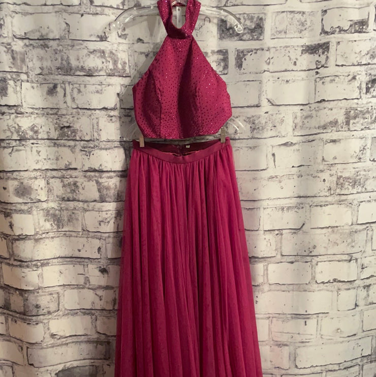 BURGANDY 2 PC.GOWN (NEW)