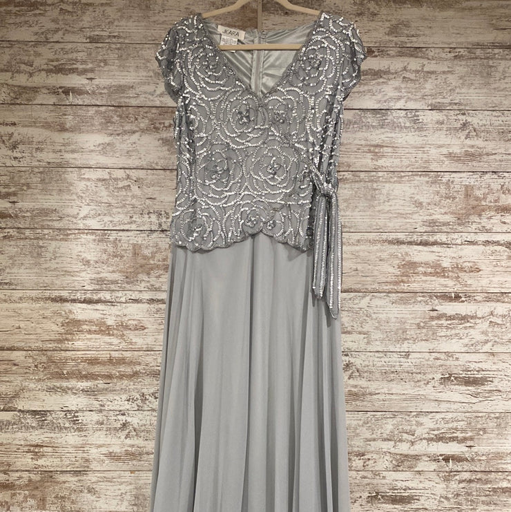 GRAY LONG EVENING GOWN