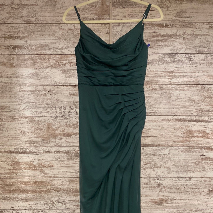 GREEN LONG EVENING GOWN