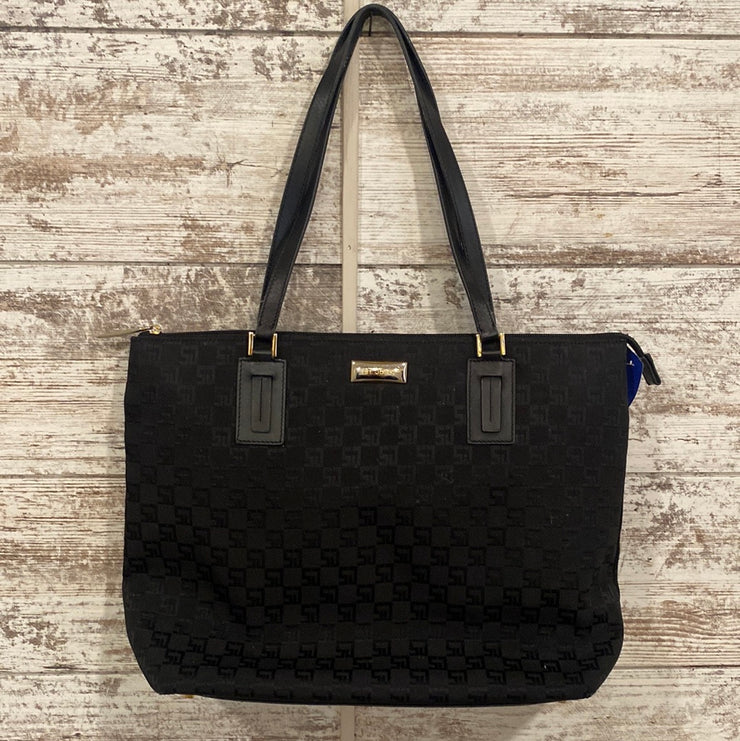 BLACK TOTE BAG RETAIL $480