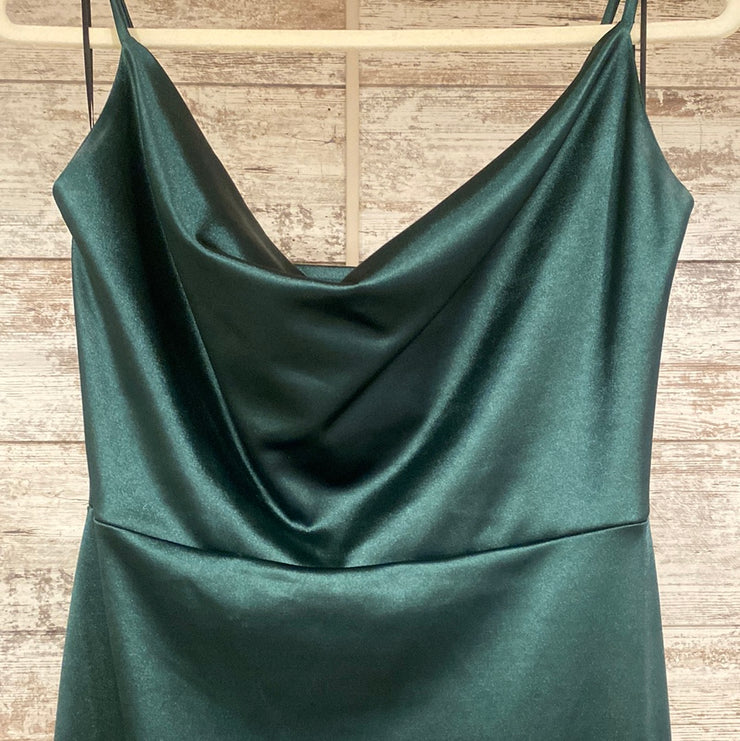 GREEN LONG EVENING GOWN